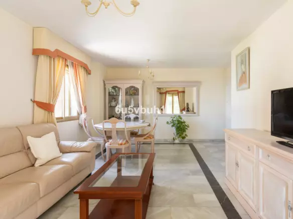 2-bedroom Apartment In Fuengirola, Spain (119 M²)