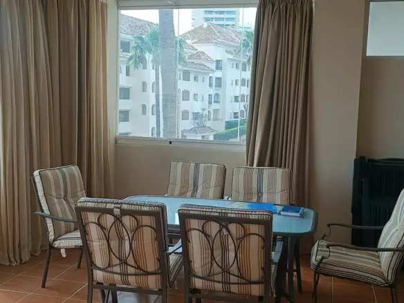 2-bedroom Apartment In Marbella, Spain (162 M²)