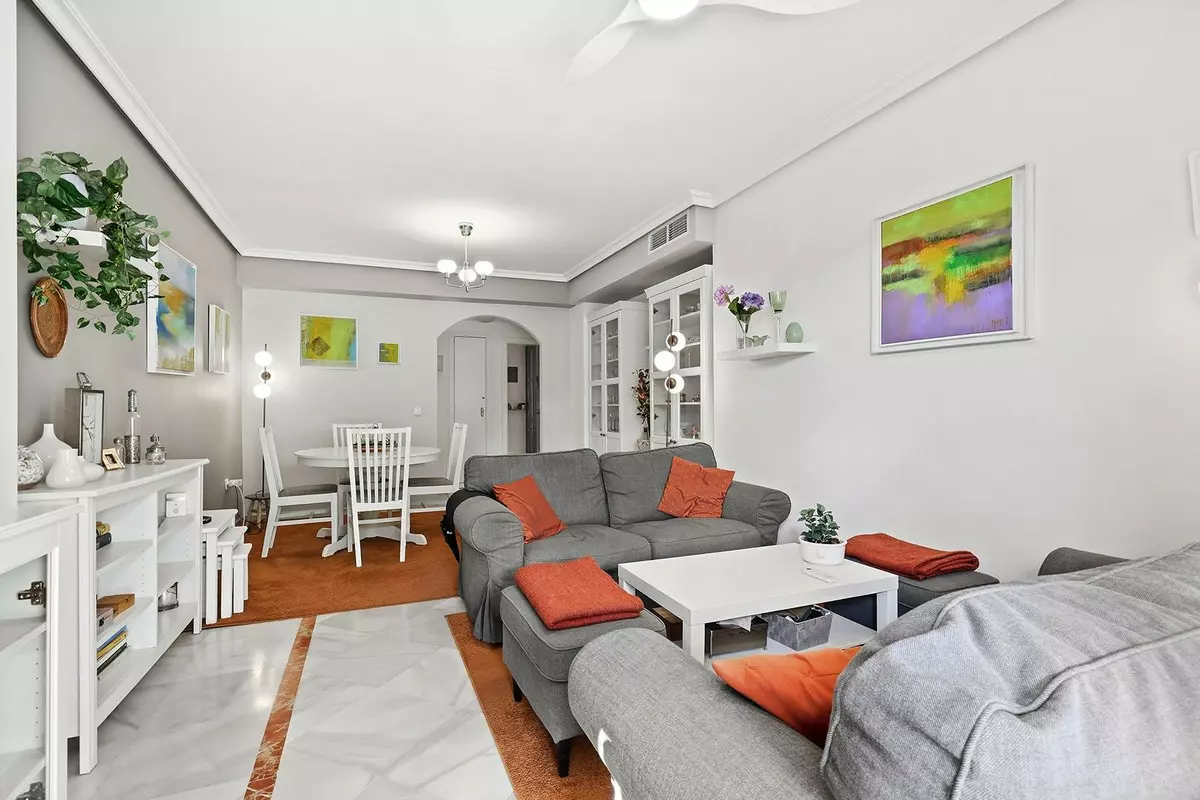 3-bedroom Apartment In Marbella, Spain (130 M²)