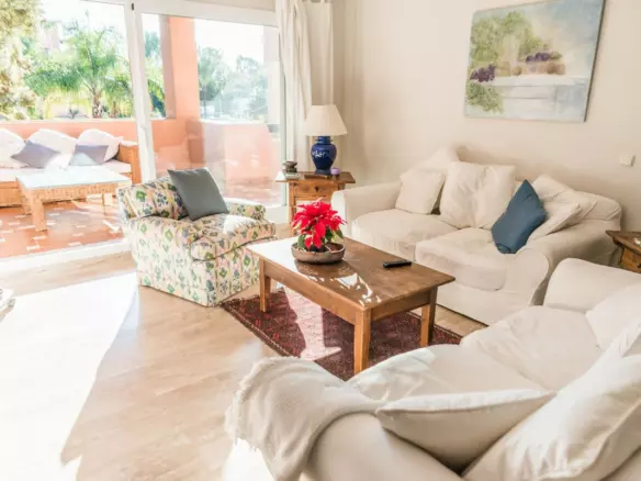 2-bedroom Apartment In Marbella, Spain (135 M²)