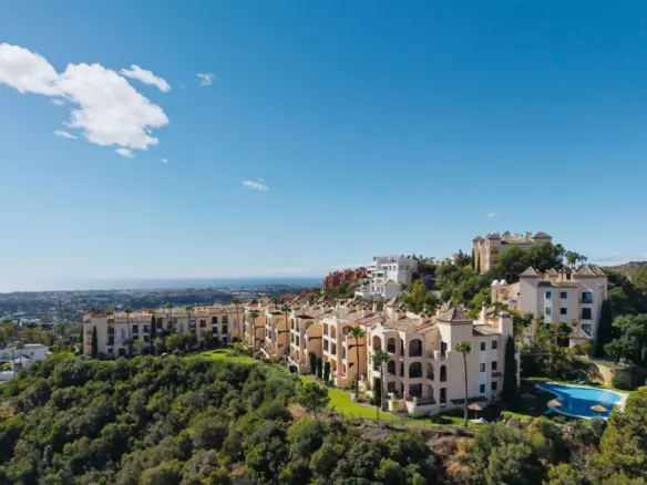 2-bedroom Apartment In Benahavis, Spain (144 M²)