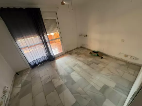 3-bedroom Apartment In Estepona, Spain (113 M²)