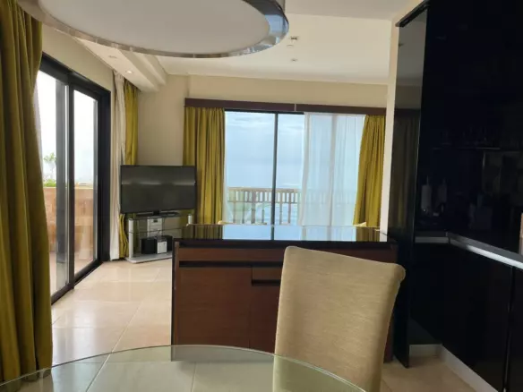 3-bedroom Apartment In Marbella, Spain (110 M²)
