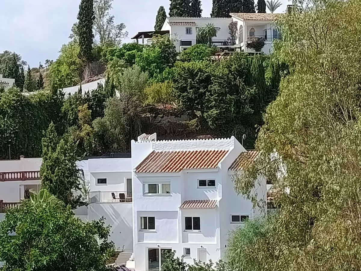 5-bedroom Villa In Mijas, Spain (265 M²)