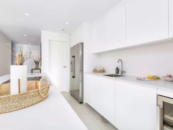 3-bedroom Apartment In Fuengirola, Spain (145 M²)
