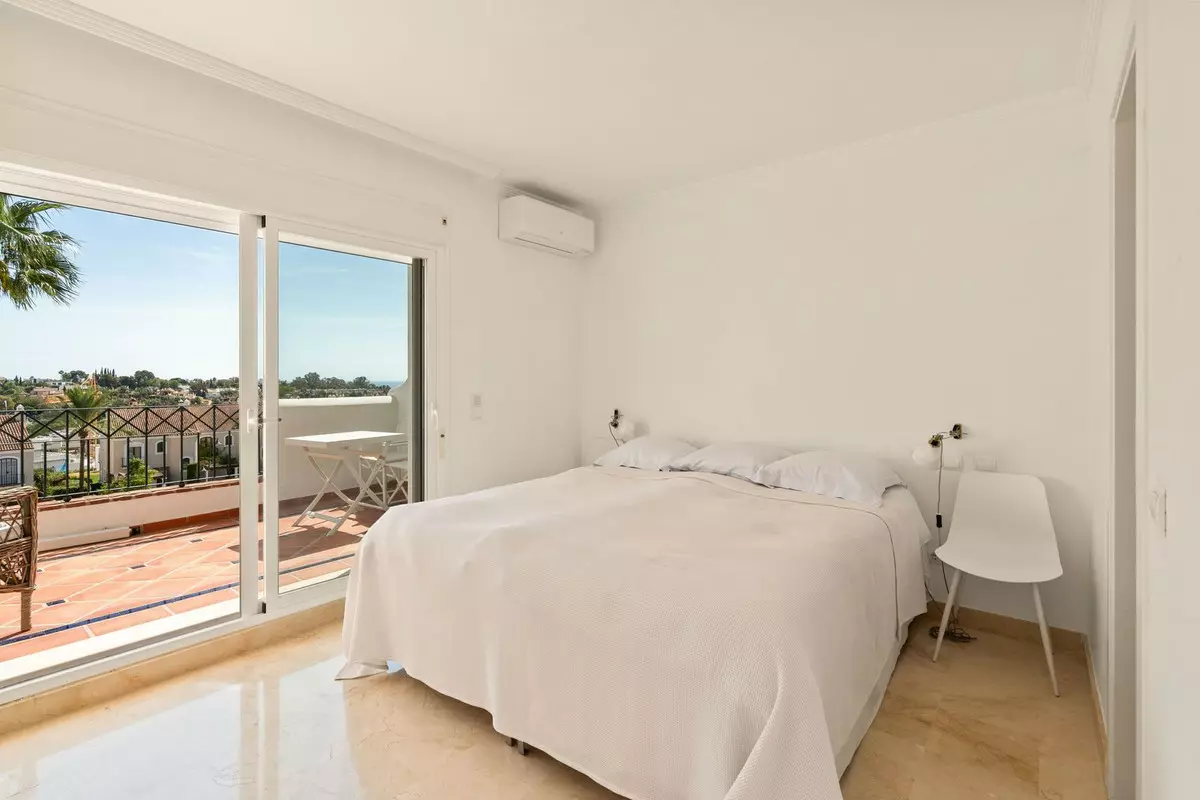 3-bedroom Town House In Estepona, Spain (165 M²)