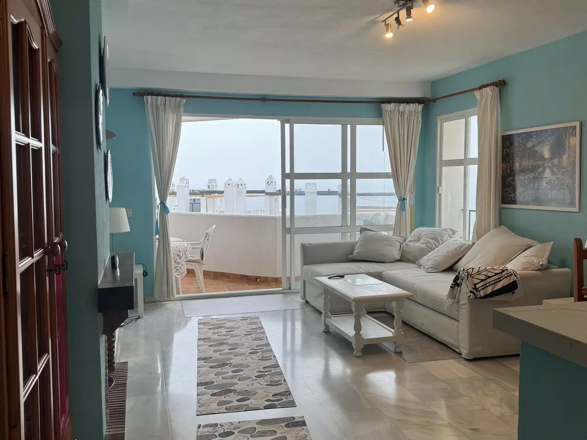 2-bedroom Apartment In Benalmádena, Spain (79 M²)