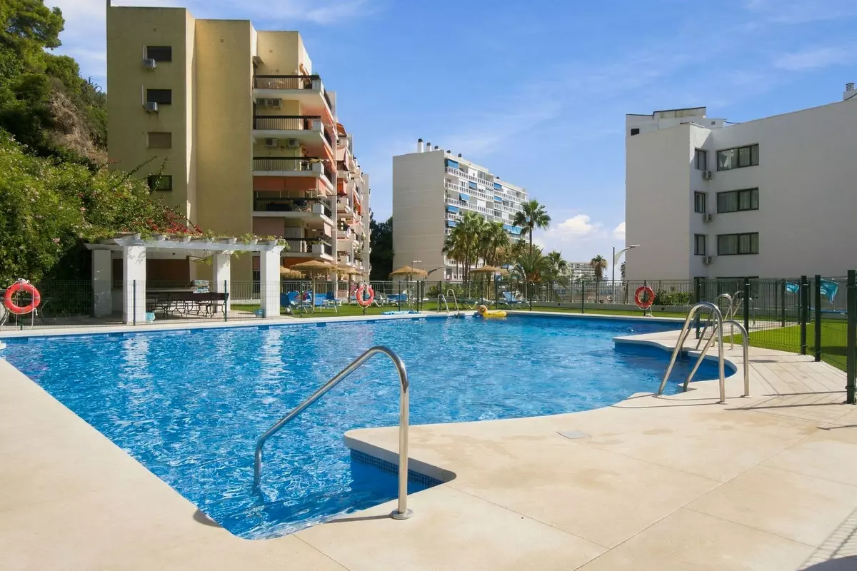 4-bedroom Apartment In Torremolinos, Spain (135 M²)