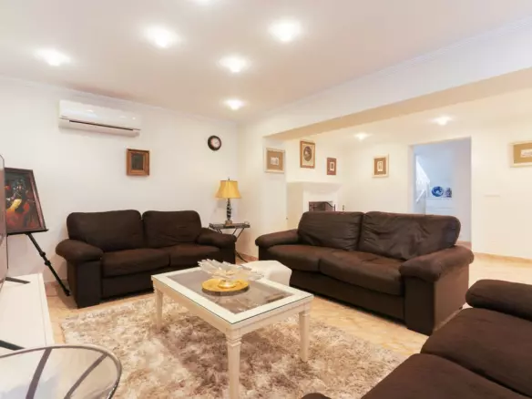 7-bedroom Villa In Orihuela, Spain (312 M²)