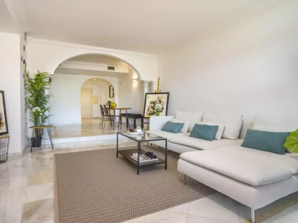 2-bedroom Apartment In Marbella, Spain (113 M²)