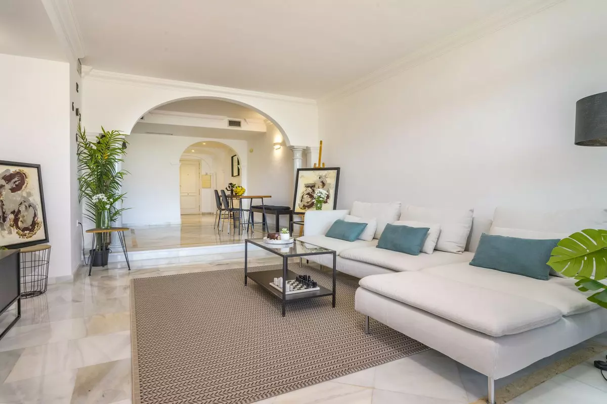 2-bedroom Apartment In Marbella, Spain (113 M²)