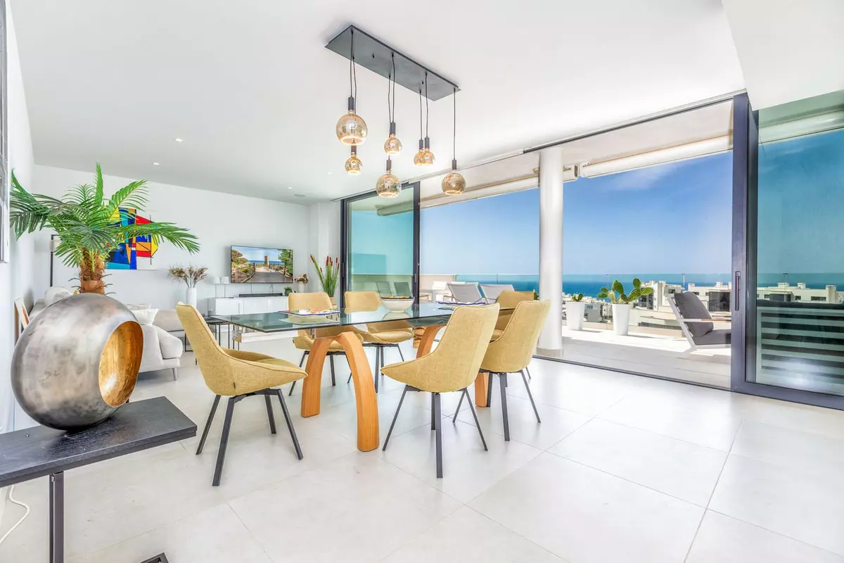 3-bedroom Apartment In Fuengirola, Spain (123 M²)