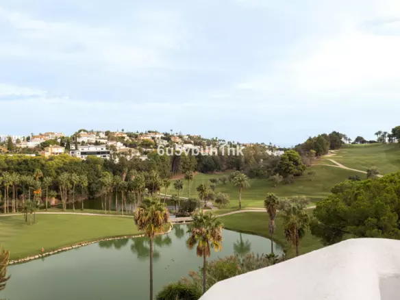 3-bedroom Town House In Benalmádena, Spain (192 M²)