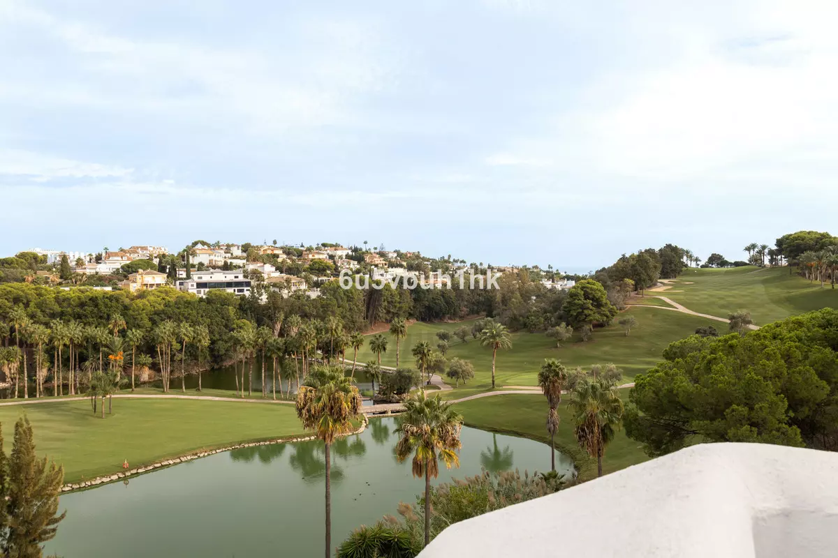 3-bedroom Town House In Benalmádena, Spain (192 M²)