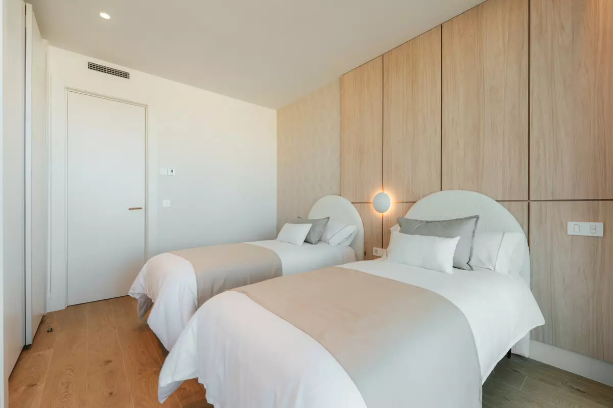 3-bedroom Apartment In L'alfas Del Pi, Spain (105 M²)