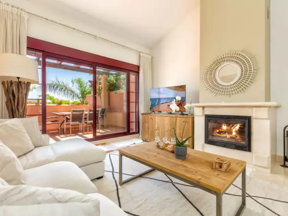 3-bedroom Apartment In Marbella, Spain (163 M²)
