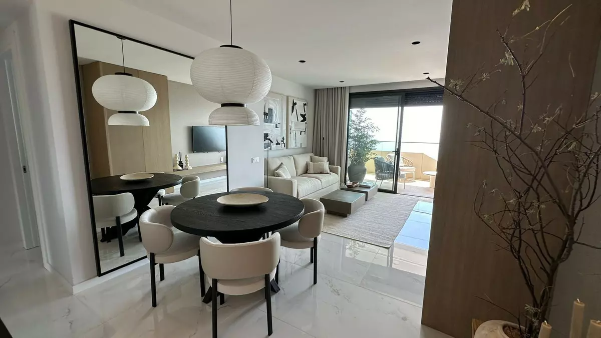 2-bedroom Apartment In Benidorm, Spain (103 M²)