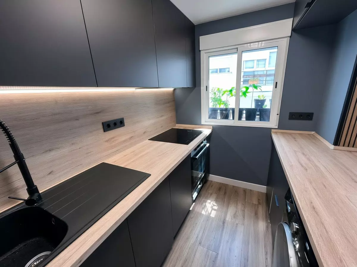 3-bedroom Apartment In Estepona, Spain (84 M²)