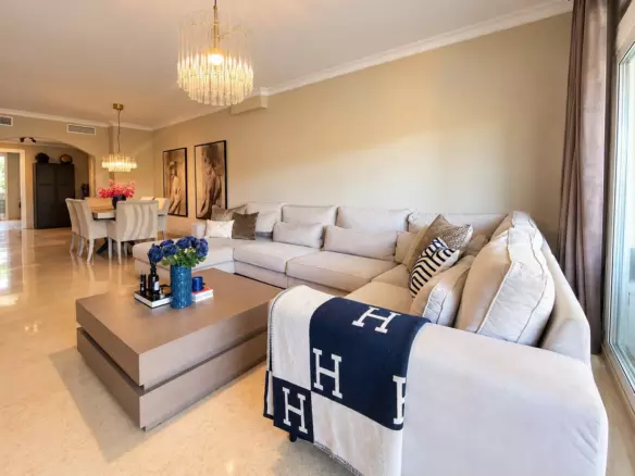 3-bedroom Apartment In Marbella, Spain (155 M²)