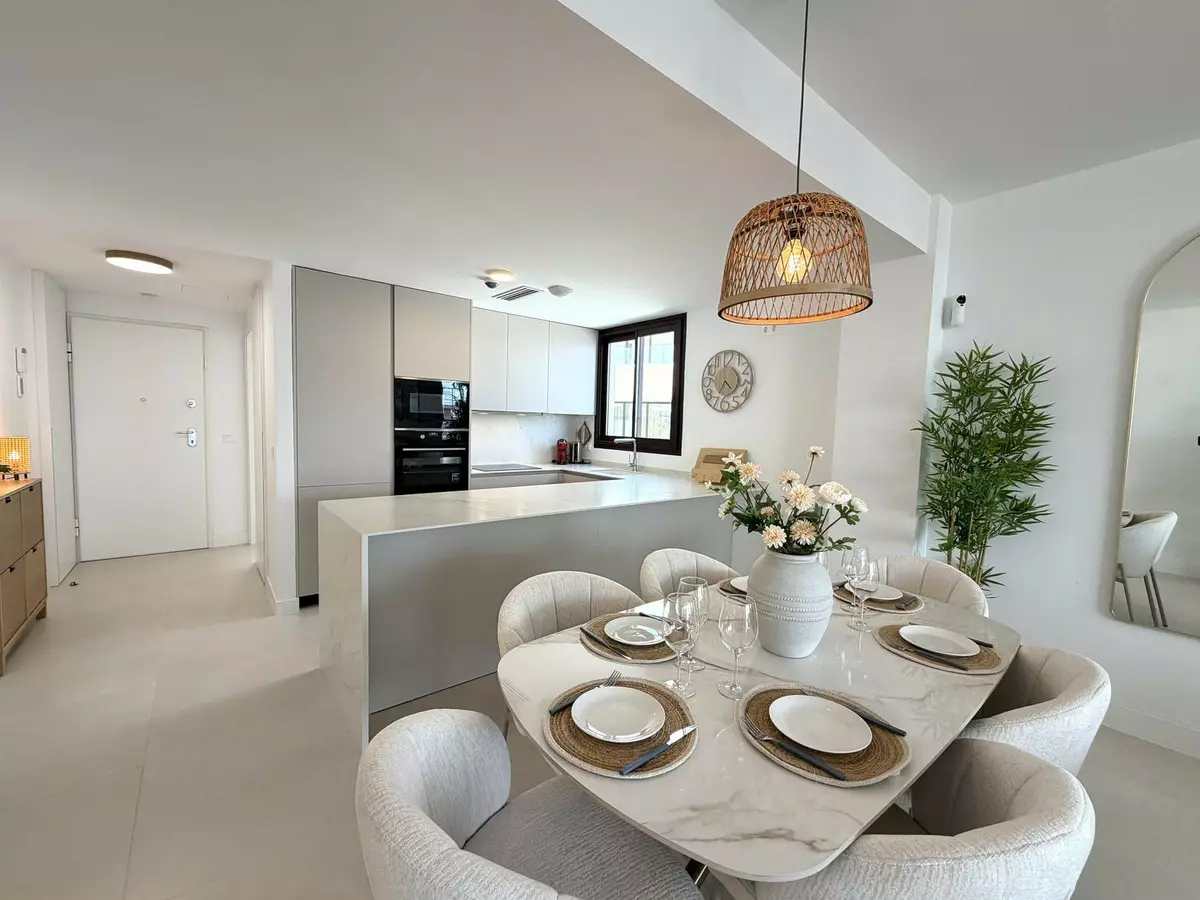 3-bedroom Apartment In Fuengirola, Spain (101 M²)