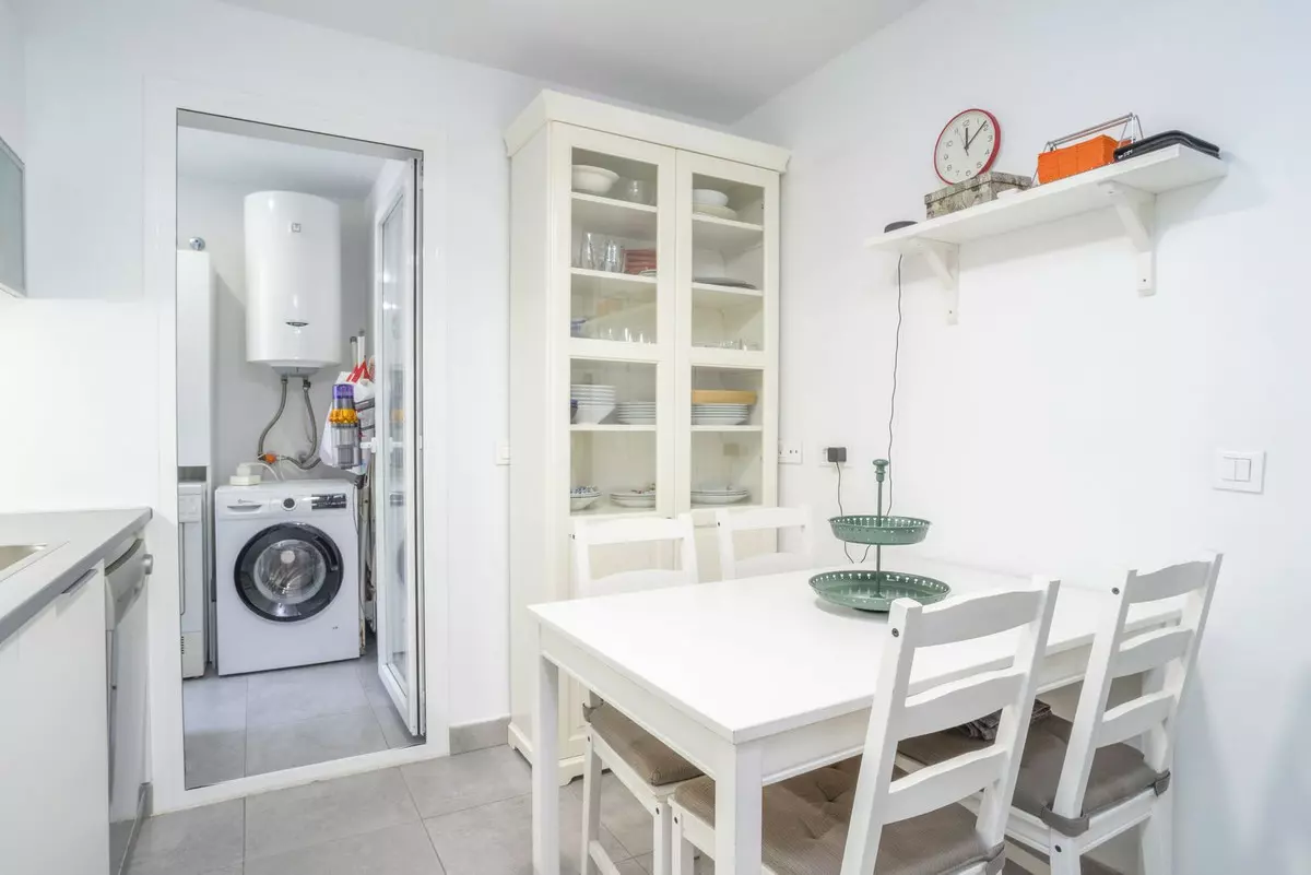 3-bedroom Apartment In Estepona, Spain (115 M²)