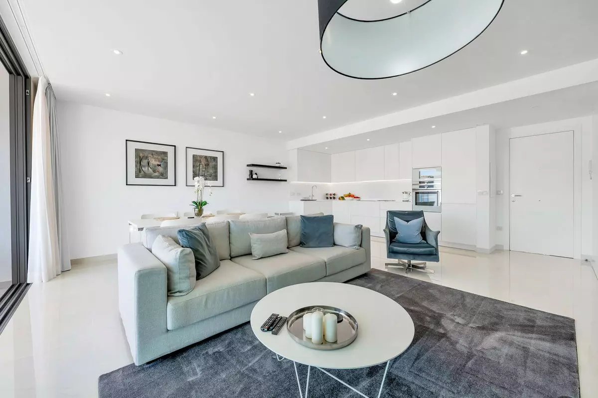 2-bedroom Apartment In Estepona, Spain (91 M²)