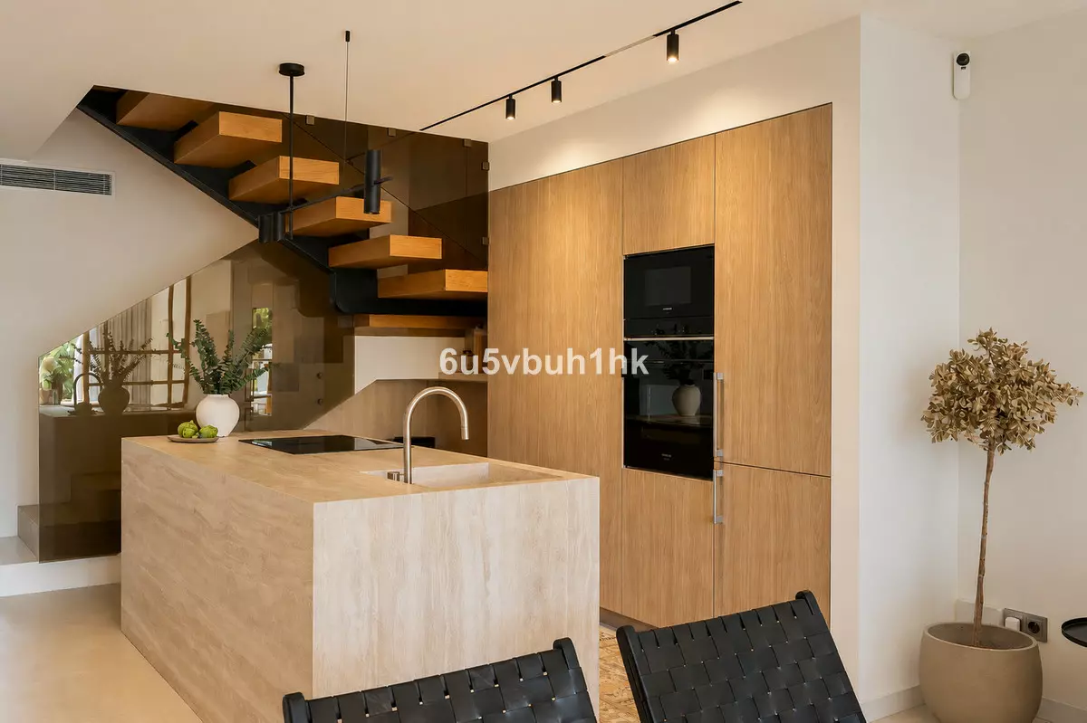 4-bedroom Town House In Marbella, Spain (170 M²)