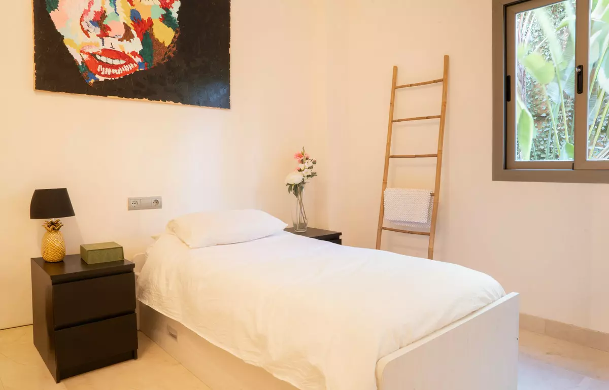 3-bedroom Apartment In Benahavis, Spain (128 M²)