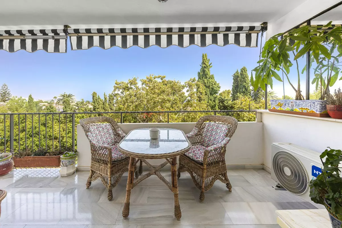 1-bedroom Apartment In Marbella, Spain (55 M²)