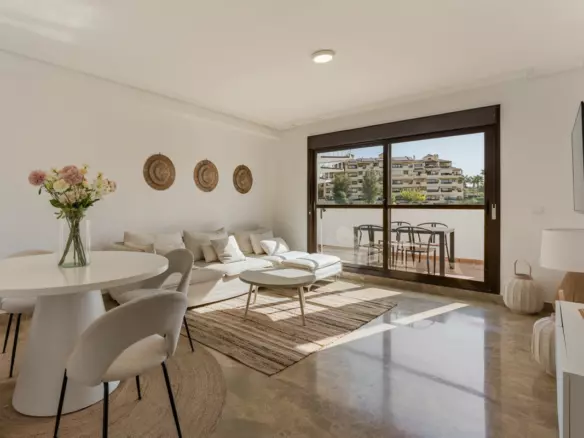 2-bedroom Apartment In Estepona, Spain (110 M²)
