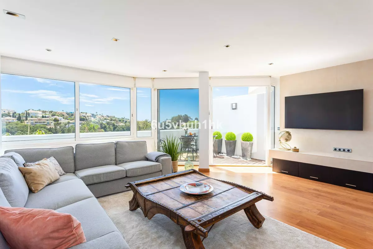 3-bedroom Town House In Benalmádena, Spain (192 M²)