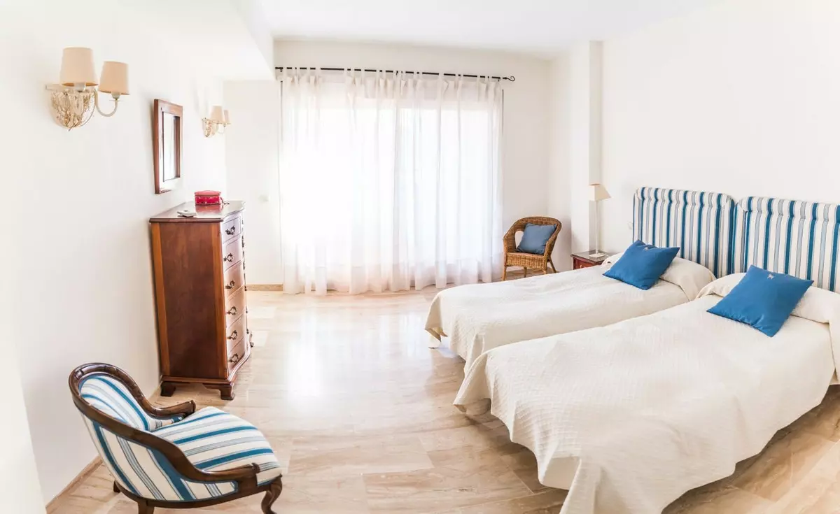 2-bedroom Apartment In Marbella, Spain (135 M²)