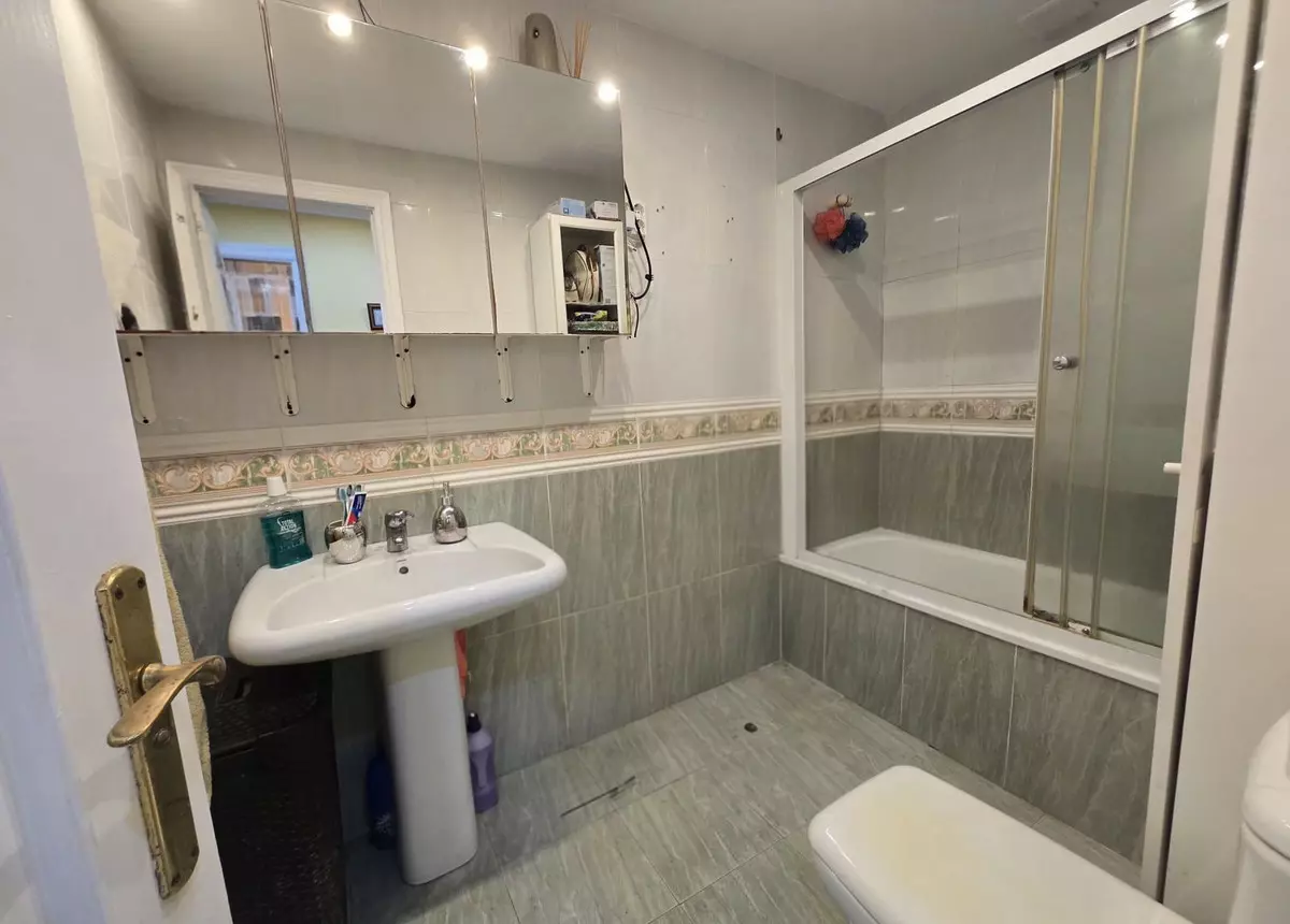 2-bedroom Apartment In Fuengirola, Spain (90 M²)