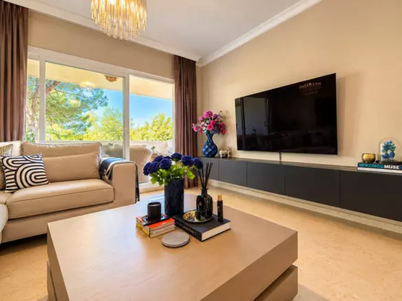 3-bedroom Apartment In Marbella, Spain (155 M²)