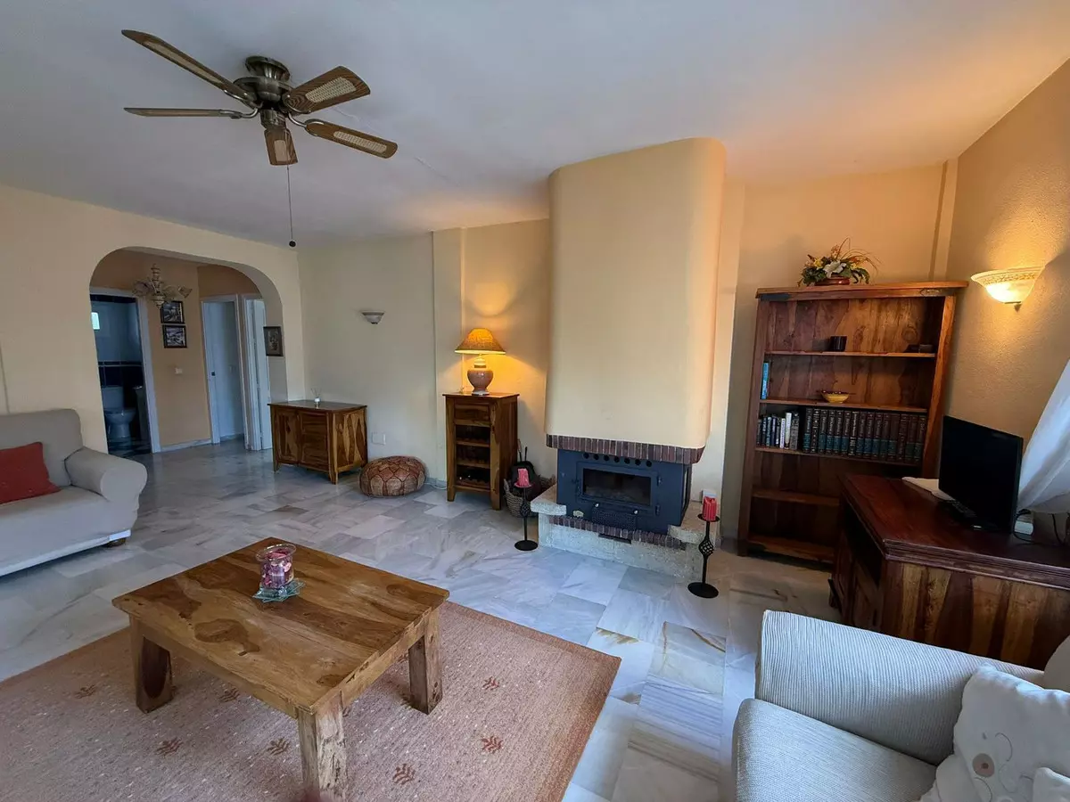 2-bedroom Apartment In Marbella, Spain (91 M²)