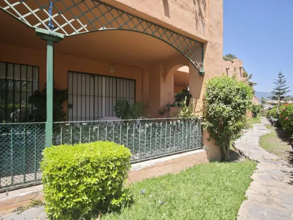 2-bedroom Apartment In Marbella, Spain (104 M²)