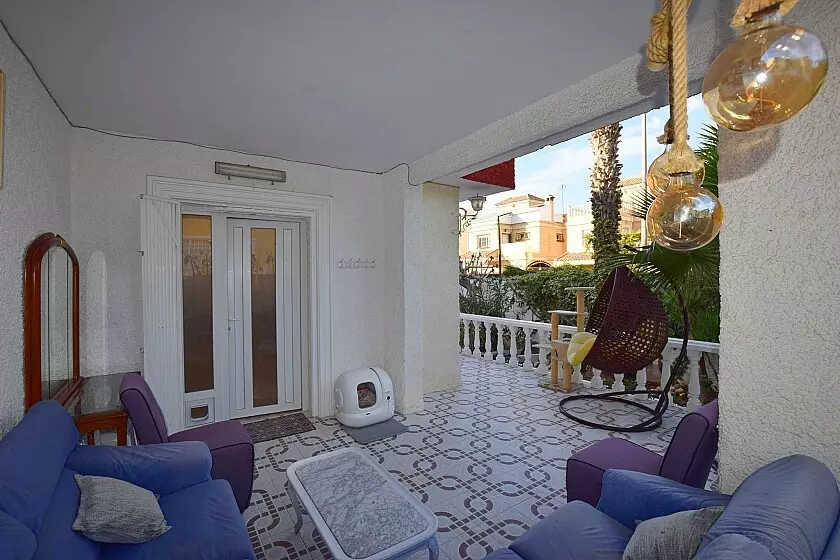 3-bedroom Villa In Torrevieja, Spain (200 M²)