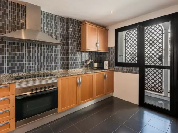 2-bedroom Apartment In Estepona, Spain (110 M²)