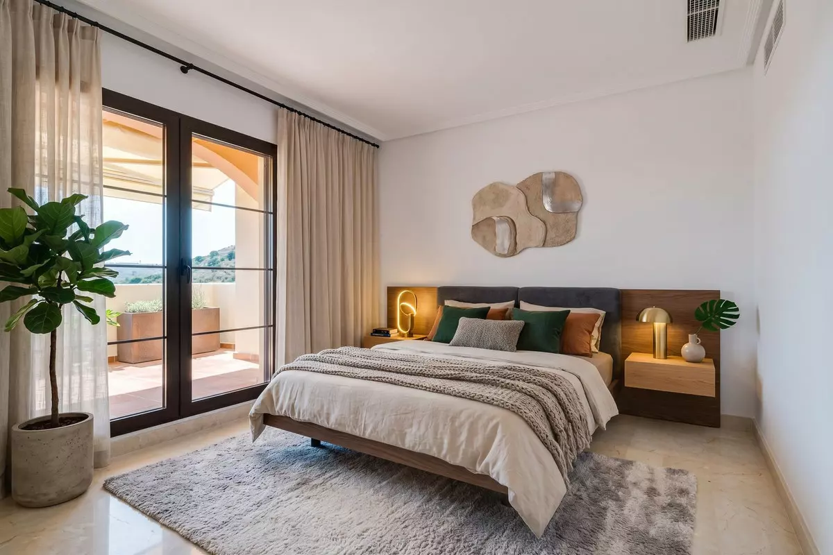 2-bedroom Apartment In Benahavis, Spain (90 M²)