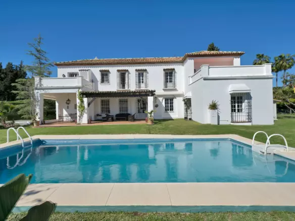 6-bedroom Villa In Marbella, Spain (521 M²)