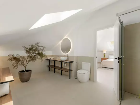 3-bedroom Apartment In Marbella, Spain (166 M²)