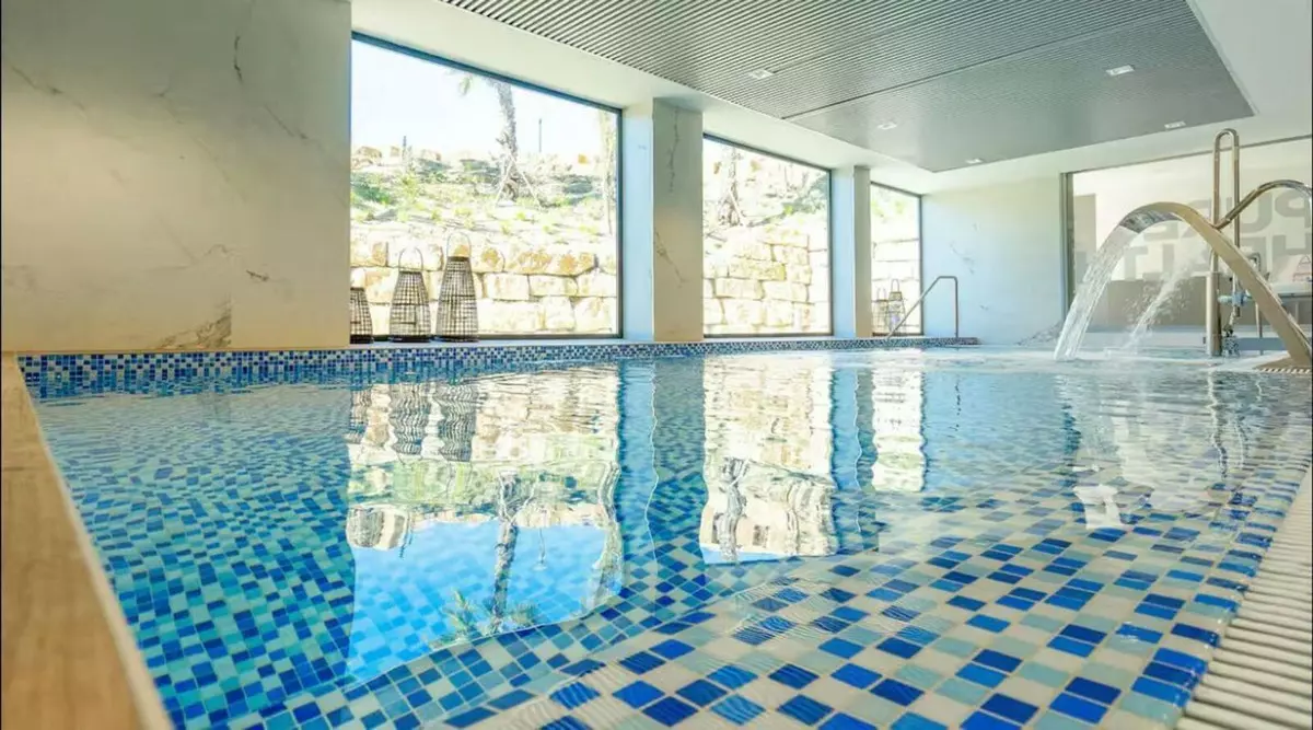 3-bedroom Apartment In Estepona, Spain (120 M²)
