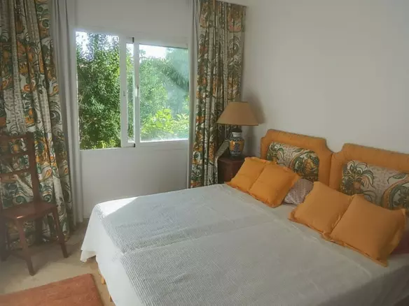 3-bedroom Apartment In Estepona, Spain (208 M²)