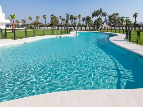 2-bedroom Apartment In Estepona, Spain (97 M²)