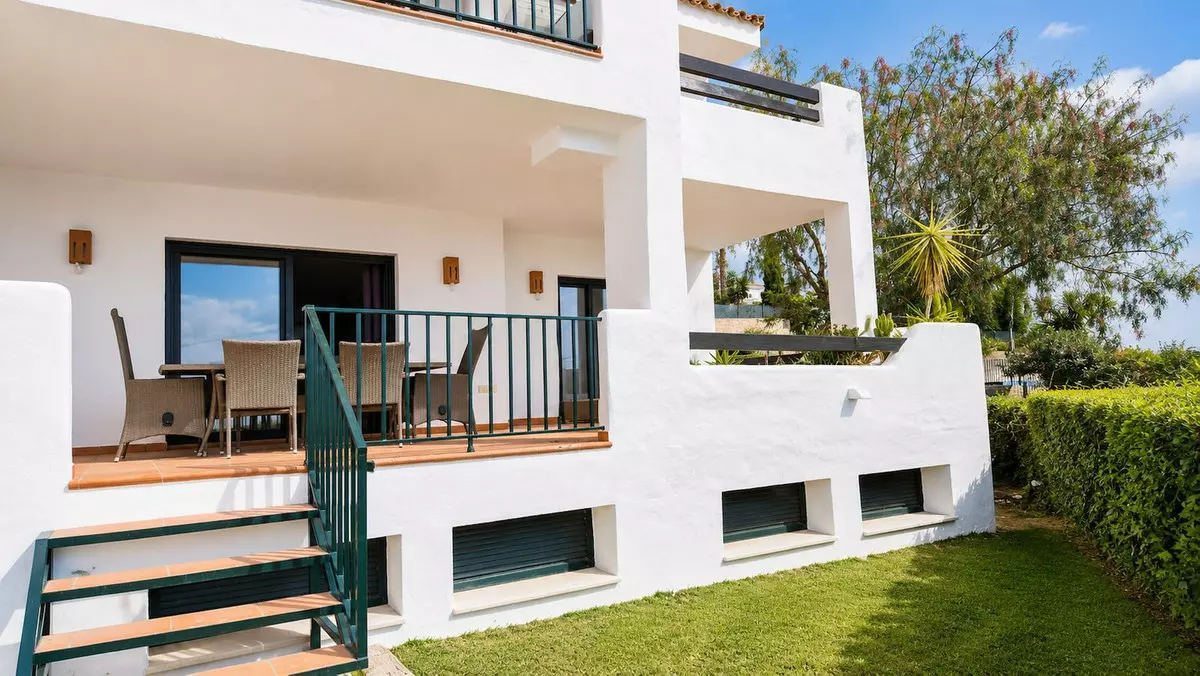 2-bedroom Apartment In Casares, Spain (109 M²)