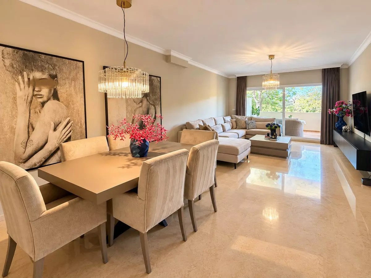 3-bedroom Apartment In Marbella, Spain (155 M²)