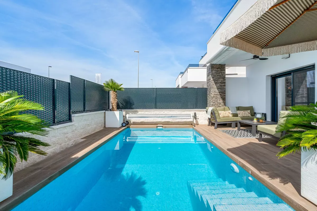 3-bedroom Villa In Orihuela, Spain (119 M²)