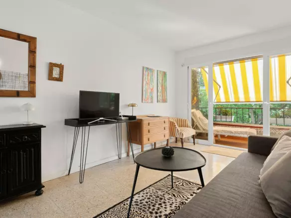 2-bedroom Apartment In Marbella, Spain (90 M²)