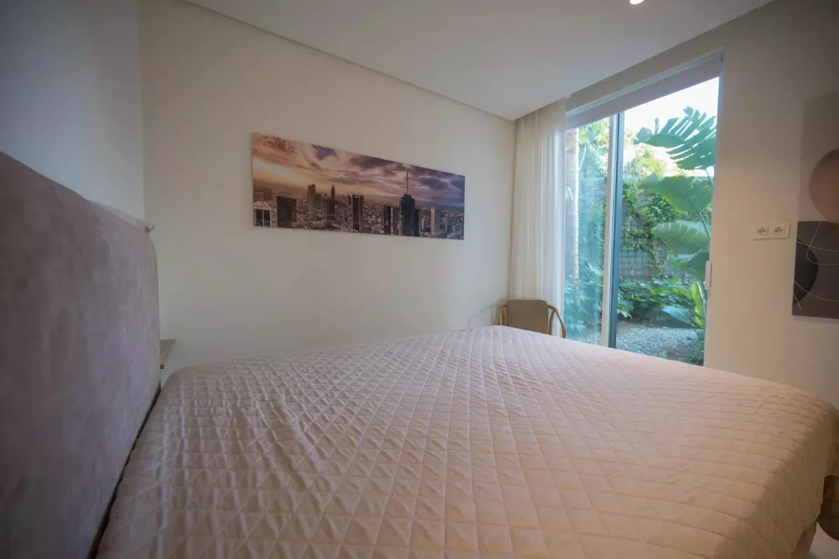 3-bedroom Apartment In Marbella, Spain (130 M²)
