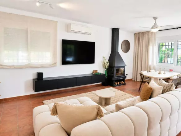 4-bedroom Villa In Mijas, Spain (203 M²)